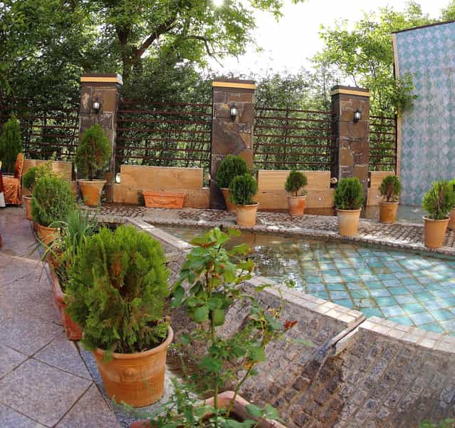 عکس هتل پارسیان آزادی در عباس آباد همدان