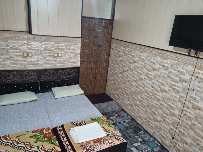 عکس مهمان‌پذیر آبشار طلایی کوی کارکنان برق کرمان