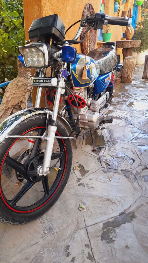 عکس هتل کاج در قطارچیان سنندج