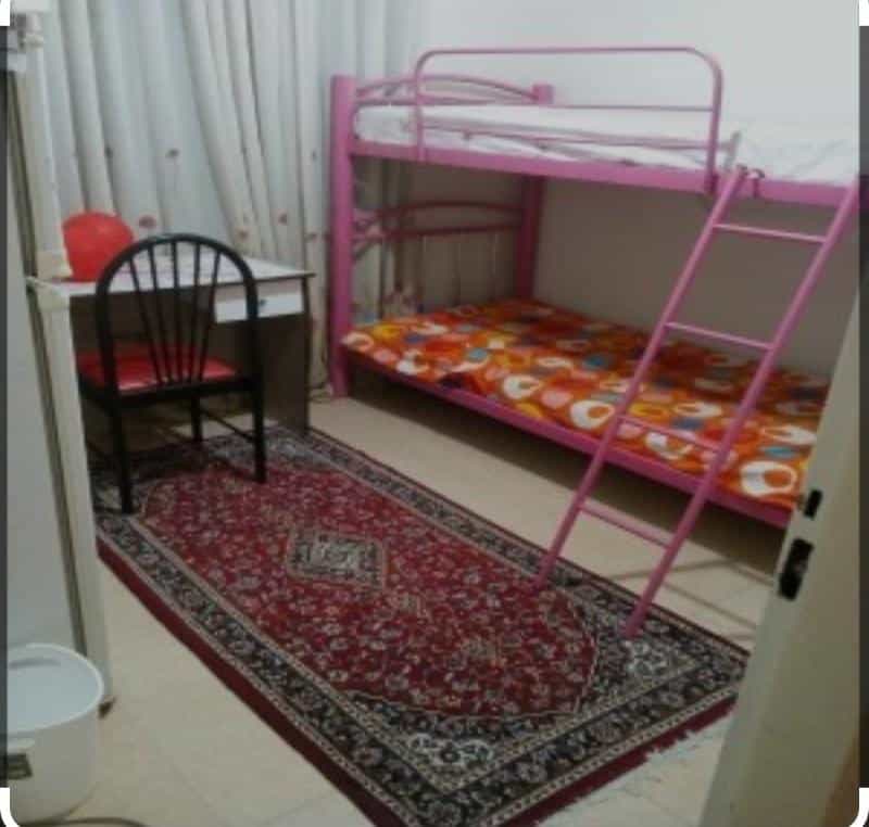 عکس خوابگاه پروین اعتصامی