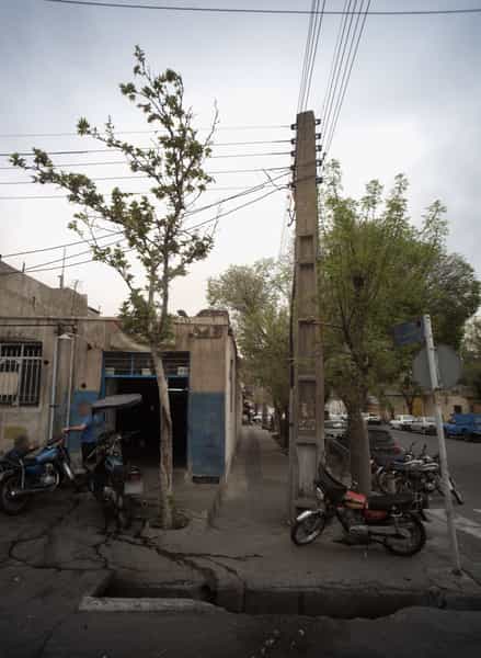 عکس تعمیرگاه موتور سیکلت برادران در اتحاد 