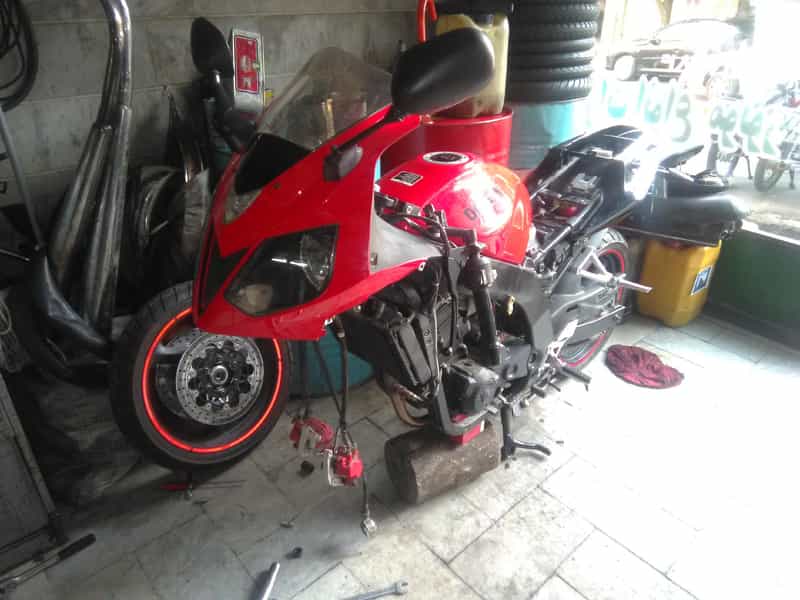 عکس موتورسازی اسماعیلی در مجیدیه 