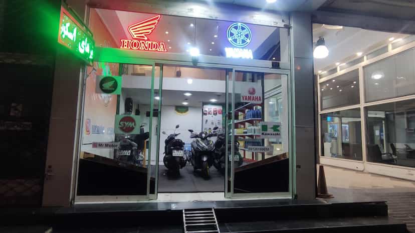 عکس موتور سازی مِستر موتور کلینیک در مخصوص 