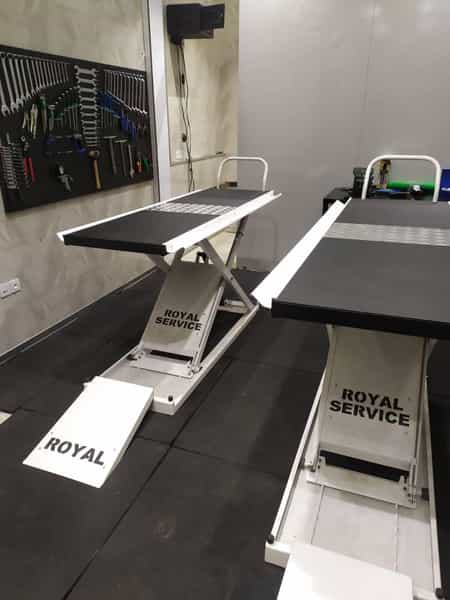 عکس تعمیرگاه موتورسیکلت 110 در زرکش 