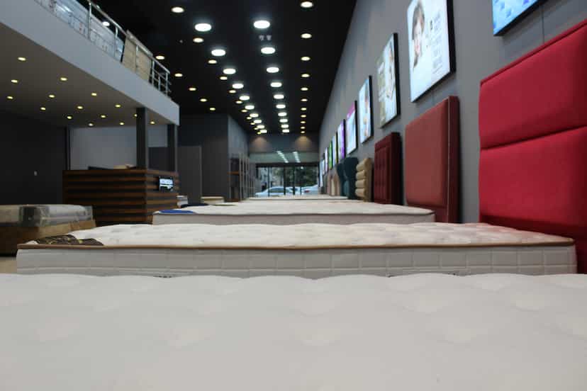 عکس فروشگاه تشک مونسا در قلهک 