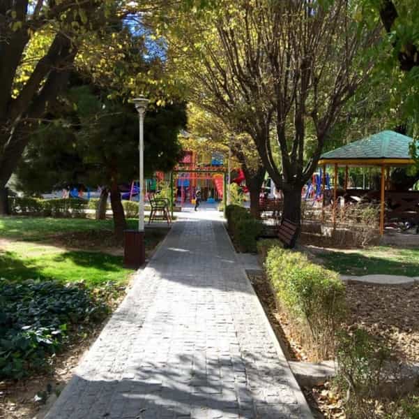 عکس پارک اسد آبادی در کورش خرم‌آباد