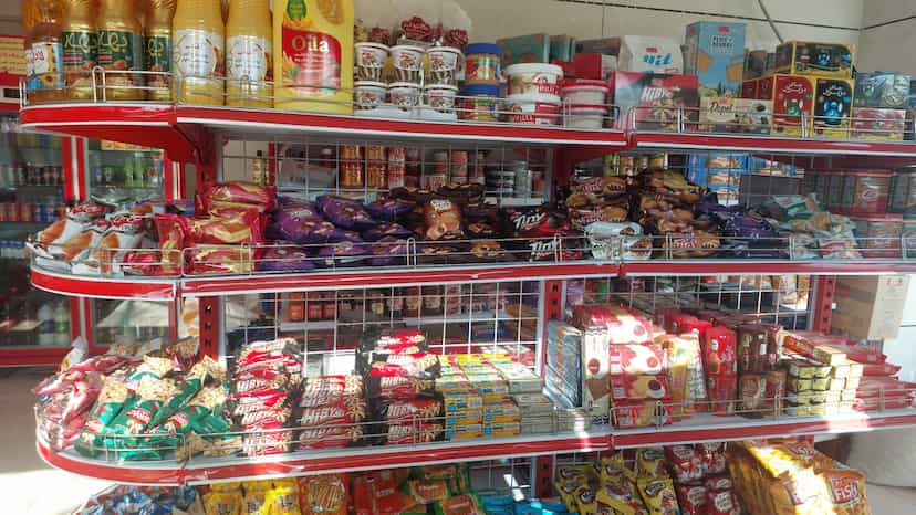 عکس سوپر مارکت زاینده رود در لاله اصفهان