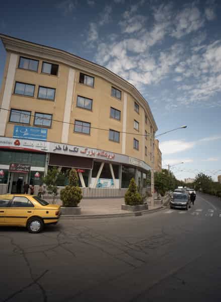 عکس فروشگاه بزرگ تک فاخر شهرک غرب مشهد