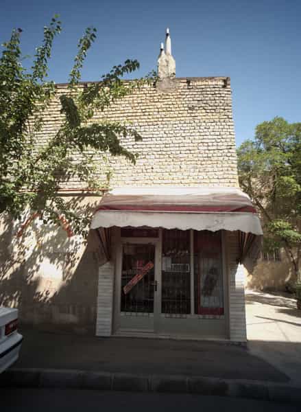 عکس سوپر ادبی در کارمندان دوم مشهد