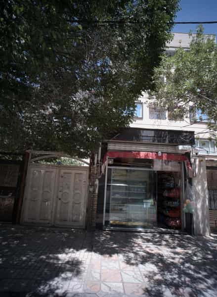 عکس سوپر مارکت در حضرت ابوطالب مشهد