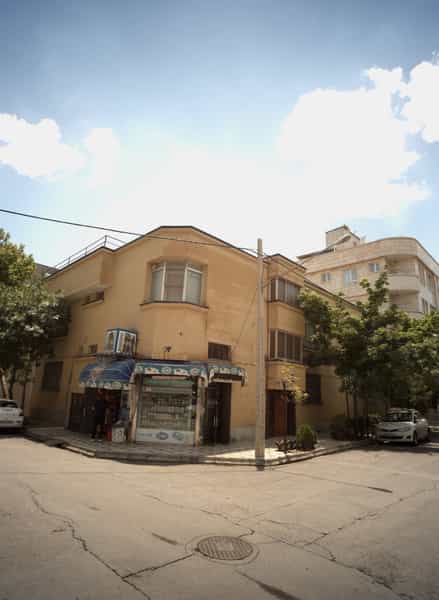 عکس مواد غذایی و بهداشتی مهدی در هنرستان مشهد