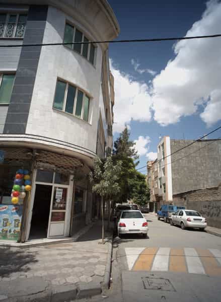 عکس سوپر مارکت در طبرسی شمالی مشهد