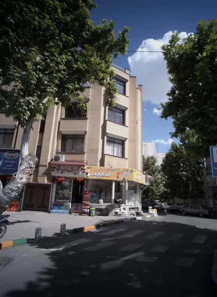 عکس سوپرمارکت گل شادی در سلام مشهد