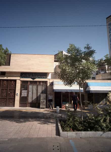 عکس سوپرمارکت در راه آهن مشهد