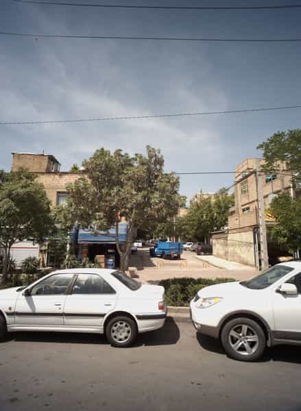 عکس هایپر مارکت زیتون در بهارستان مشهد