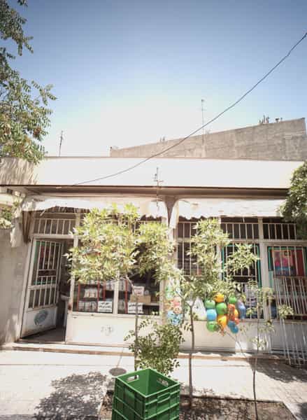 عکس سوپر مارکت در شاهد مشهد
