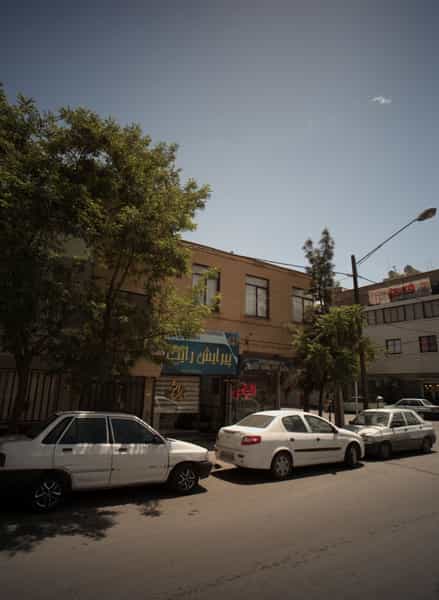 عکس سوپر مارکت الیاس در هنرور مشهد