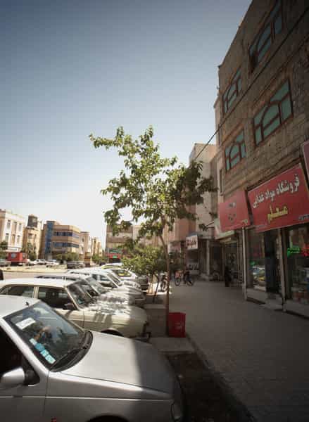 عکس فروشگاه مواد غذایی معلم شهرک غرب مشهد