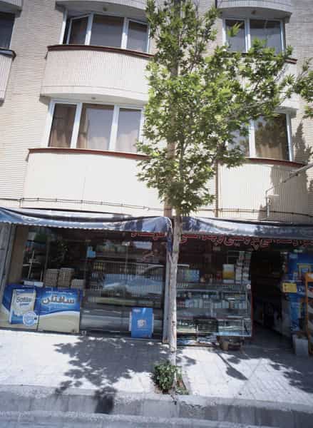 عکس مواد غذایی و پروتئینی و بهداشتی فرهان در شاهد مشهد