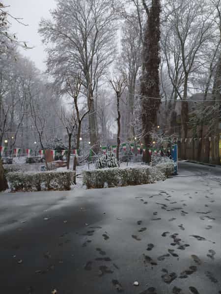 عکس هنرستان نمونه دولتی امام صادق (ع) در مولوی تهران