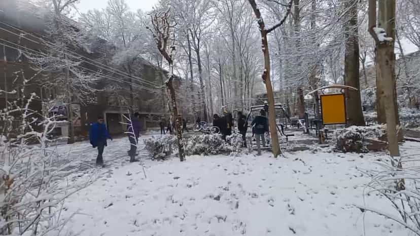 عکس هنرستان نمونه دولتی امام صادق (ع) در مولوی تهران