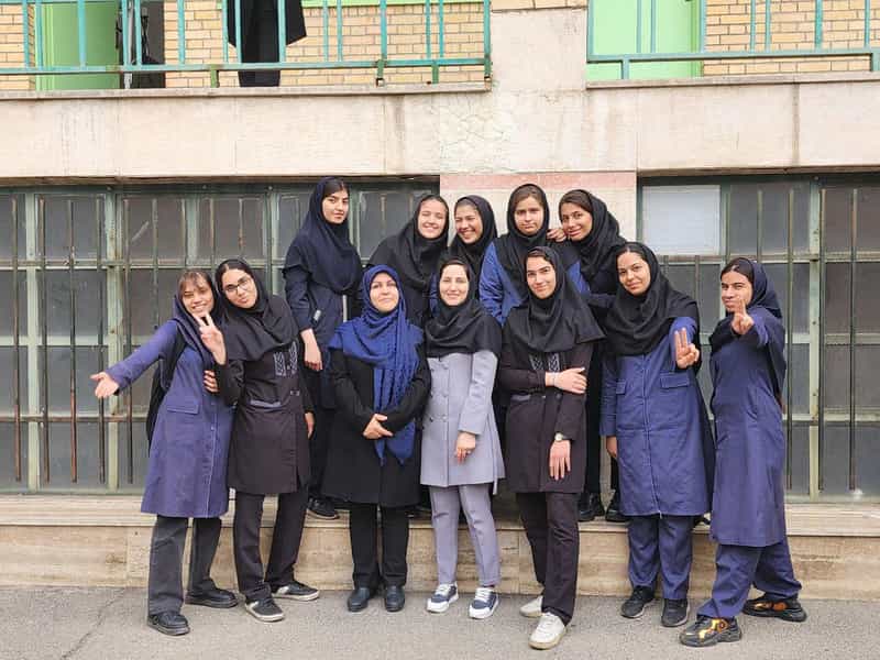عکس هنرستان فنی دختران در بهارستان تهران