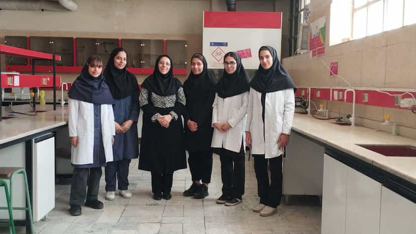 عکس هنرستان فنی دختران در بهارستان تهران