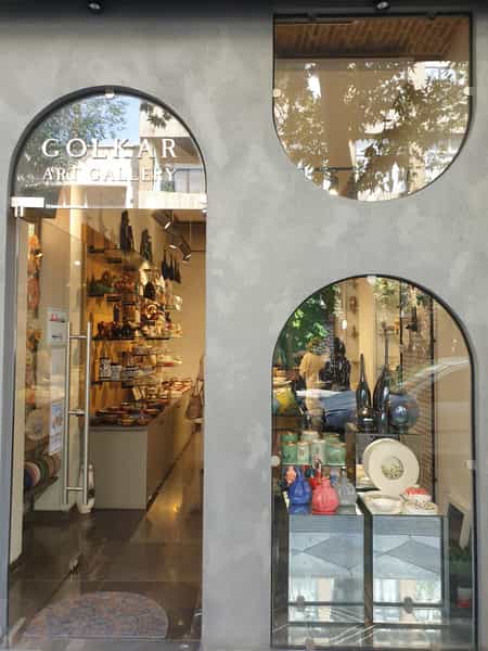 عکس گالری هنری گلکار در فردوسی تهران