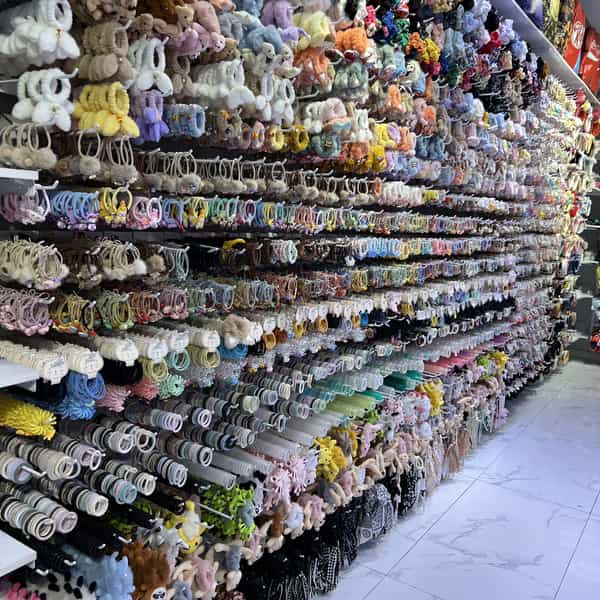 عکس گالری گلدن رز در مهرآباد جنوبی تهران