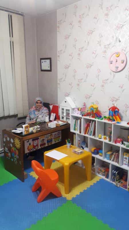 عکس کاردرمانی ذهنی و جسمی کودکان مجیدیه دکترمتولیان