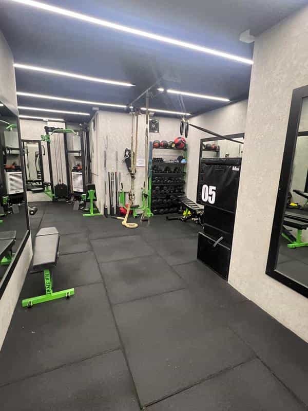 عکس باشگاه بانوان سارفیت