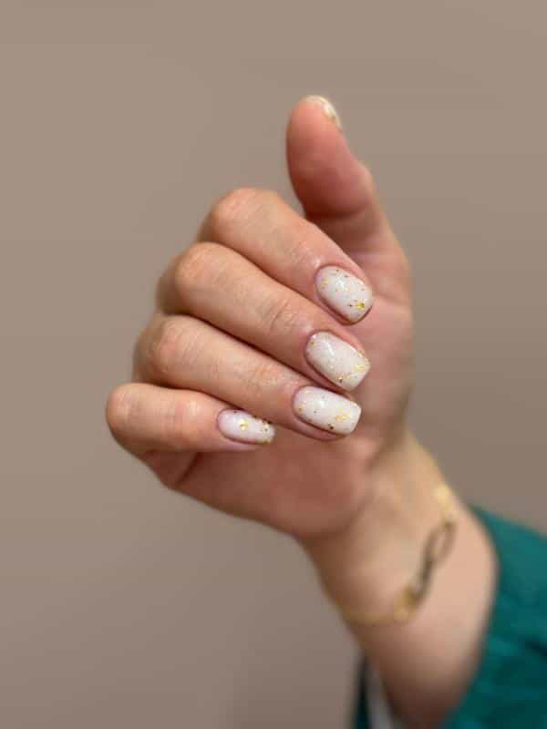 عکس خدمات تخصصی ناخن و پدیکور ریحانه