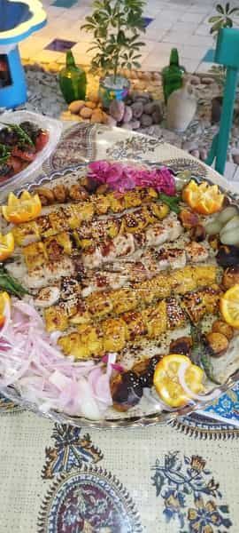 عکس کباب سرای ماربین در قائمیه خمینی‌شهر