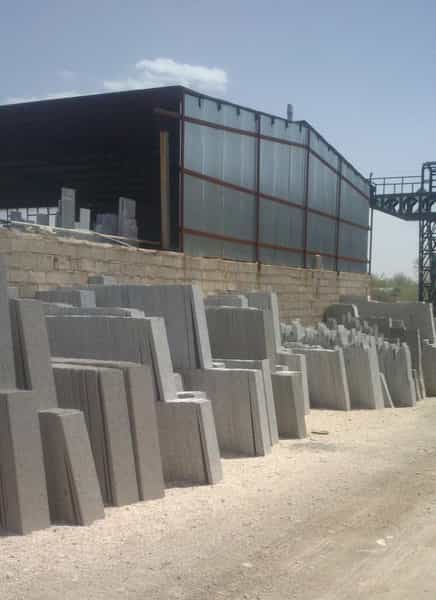عکس سنگبری هما در شهر خمینی‌شهر