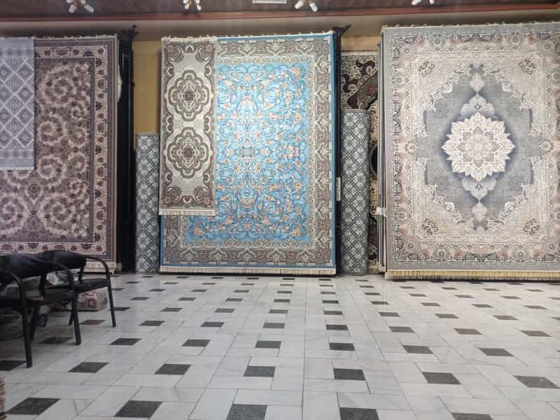 عکس نمایشگاه فرش و پالاز موکت احسان احمدی در میرزا خانی نجف آباد