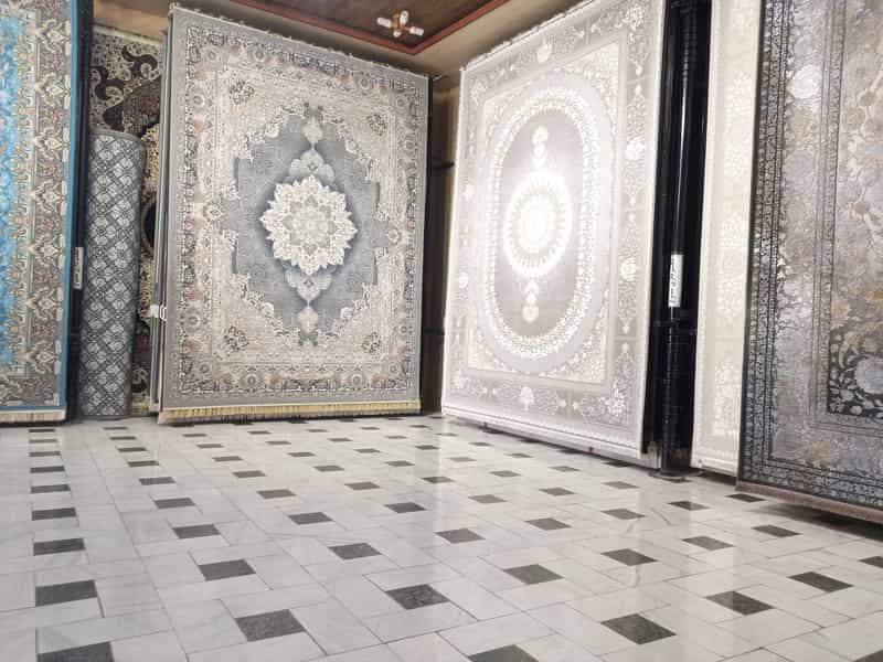 عکس نمایشگاه فرش و پالاز موکت احسان احمدی در میرزا خانی نجف آباد