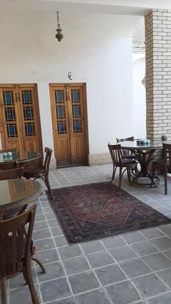عکس کافه و رستوران مرشدی در میرزا مقیم وزیر کاشان