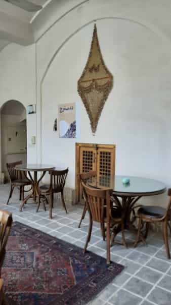 عکس کافه و رستوران مرشدی در میرزا مقیم وزیر کاشان