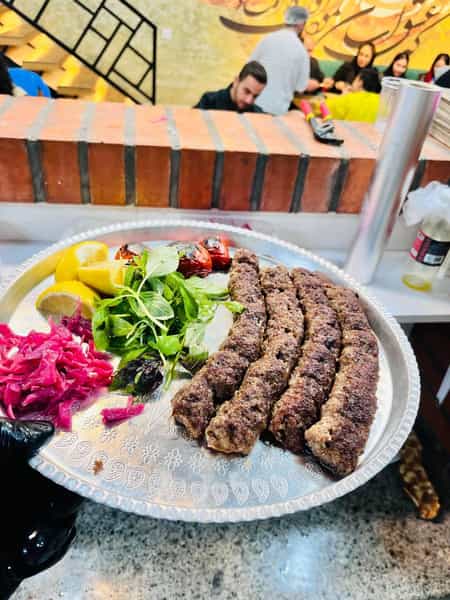 عکس طباخی و جگرسرای شاتوت در بیهق سبزوار