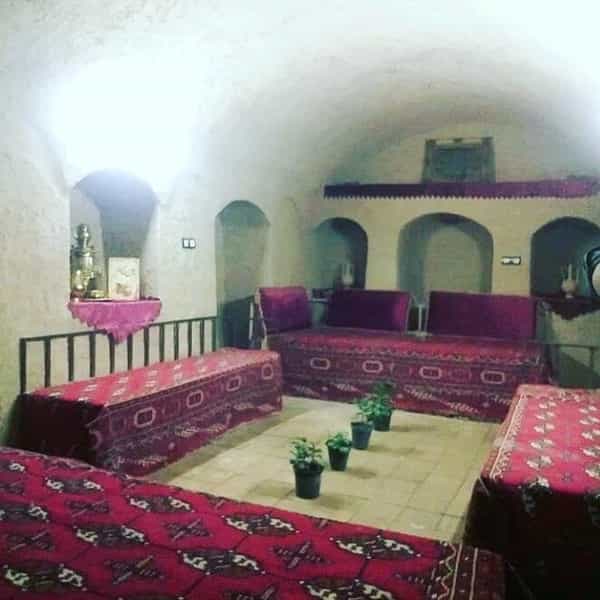 عکس باغسرای سنتی بی بی گل در صالح آباد سبزوار
