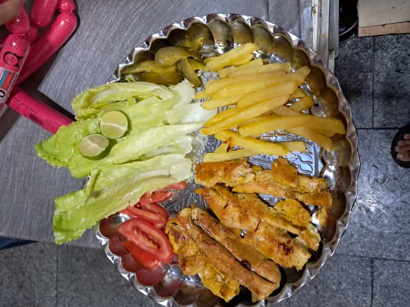 عکس فست فود بومرنگ۱ در یحیی آباد نیشابور