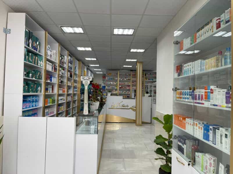 عکس داروخانه دکتر عمرانی در فاز دو شهرک ناجی آباد کاشان
