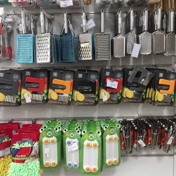 عکس لوازم خانه و آشپزخانه بخشی در مسکونی فرهنگیان سبزوار