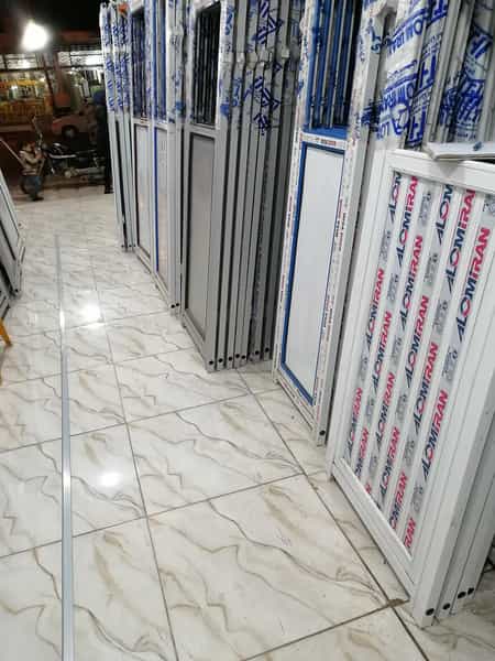 عکس صنایع چوب وآلومنیوم برادران رمضانی میدان بار سبزوار