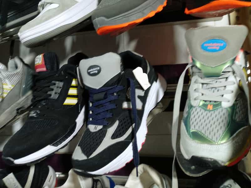 عکس کفش فروشی ایمان در دهنو خالصه نیشابور