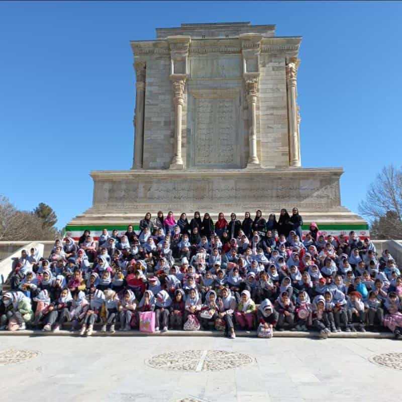 عکس پیش دبستانی و دبستان آینده برتر