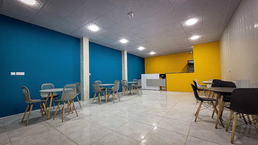 عکس فست فود وان در صادقی کرمان