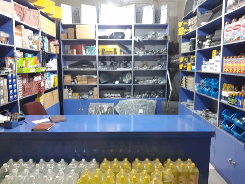 عکس لوازم یدکی اسکانیا طلابیگی در صادقی سیرجان