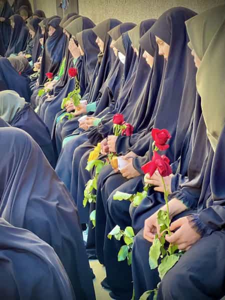 عکس دبیرستان سیرت فاطمی در صادقی سیرجان