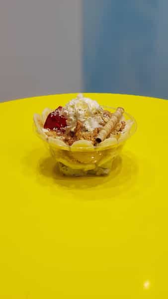 عکس بستنی حاجی بابا کاشان شهرک ناجی آباد کاشان